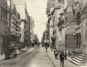 Chestnut Street, 3rd Streetiltä länteen, noin 1885 (svetokuvassa).